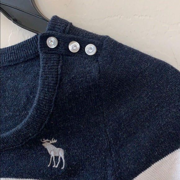 Abercrombie kids sweater - Picture 3 of 4